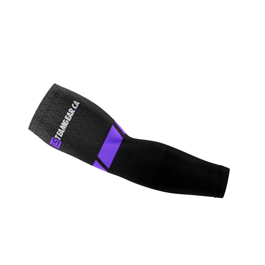 Custom compression sleeves made in Canada for baseball, softball and slopitch players